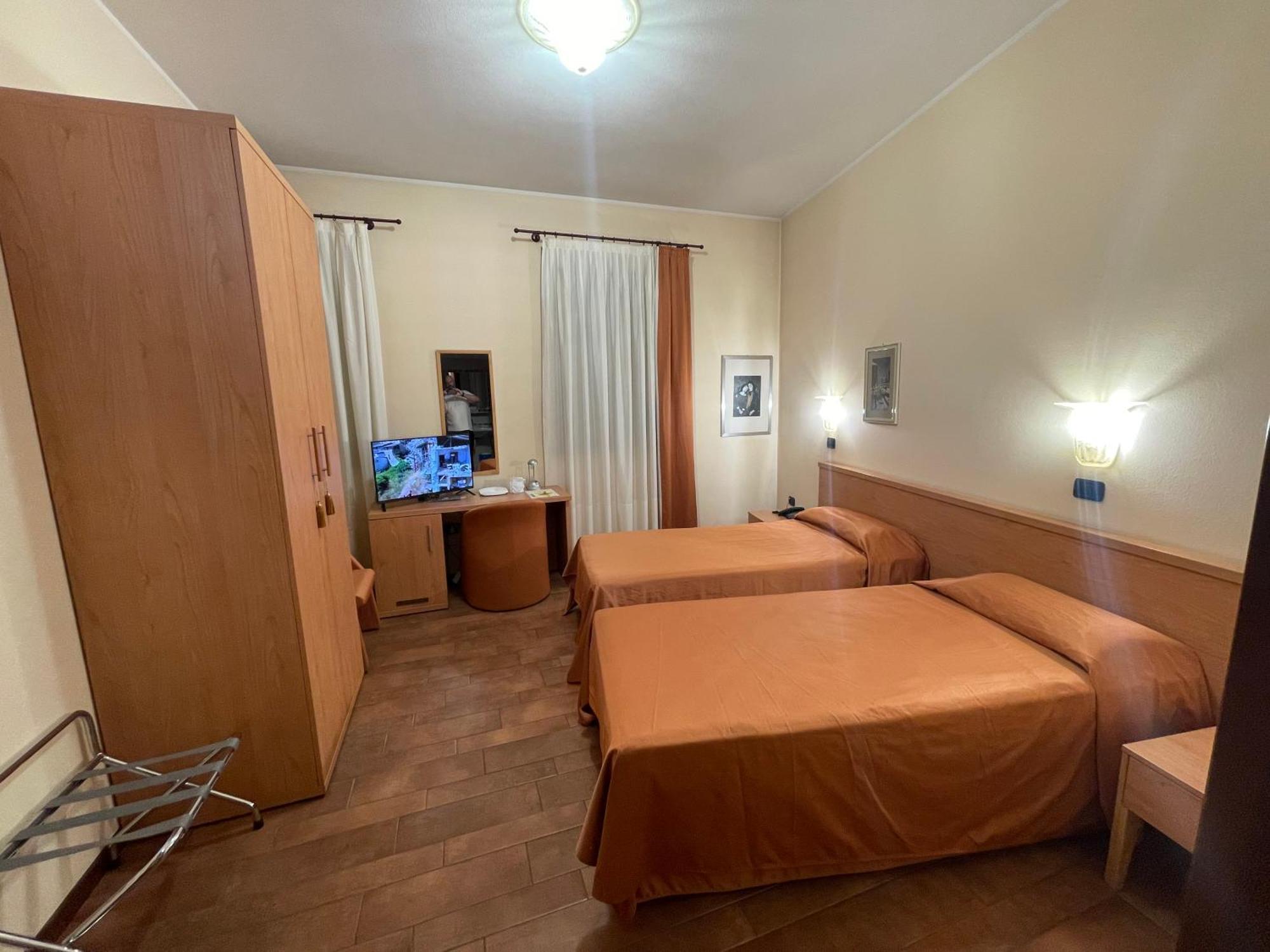 Hotel Ab Baretta Legnaro Екстер'єр фото